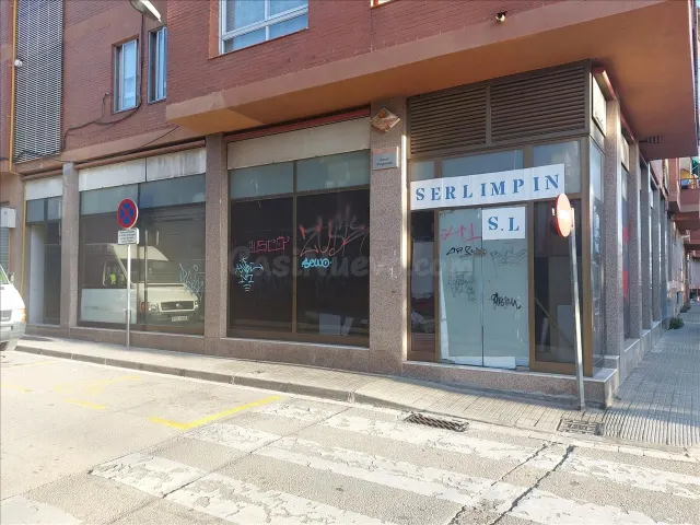 Local comercial 4 habitaciones 259m² en venta - Mas Rampinyo - foto 5