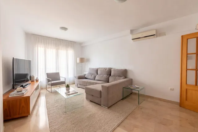 ESPECTACULAR TRIPLEX CON GARAJE Y TRASTERO EN MONACHIL — 3