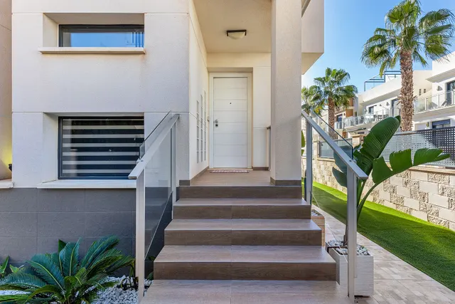 Villa 5 habitaciones 296m² en venta - La Zenia — 36