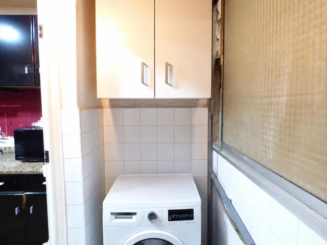 Piso en venta en Via Favència, Barcelona – Nou Barris — 8