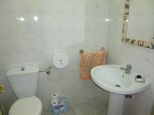 LOCAL COMERCIAL EN EL CASCO ANTIGUO — 2