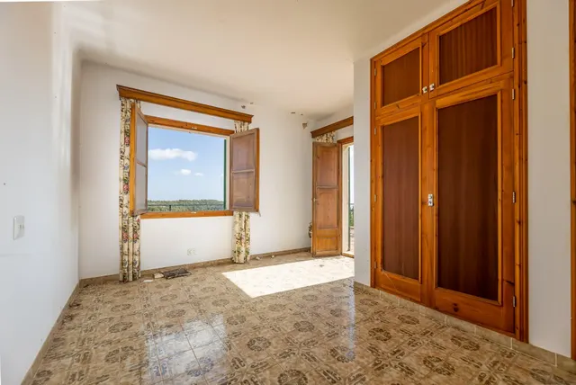 GRAN CHALET EN EL PRECIOSO PUEBLO DE GALILEA — 34