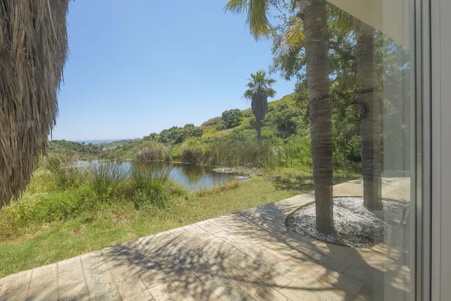 Parcela 400m² en venta - Costa Del Sol — 47