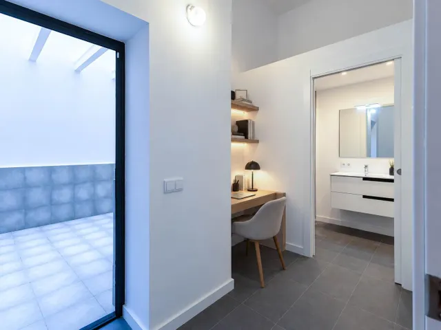 Agencia Inmobiliaria en Barcelona. Estudio en venta en el Congres — 16