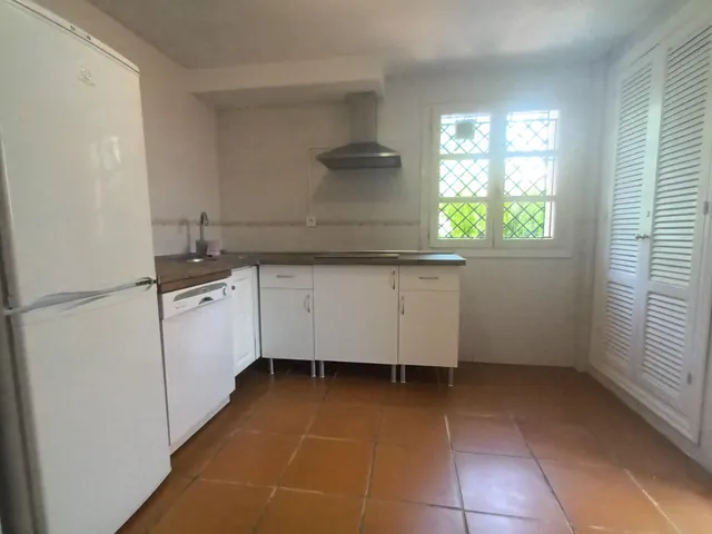VILLA DE LOS CIPRESES - Exclusiva villa independiente con piscina privada en Villas Blancas (Albolote – Granada) — 20
