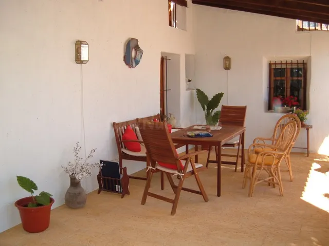 CASA EN EL PARAJE "LA LAGUNA DE ALPERA" ( A 5 Km del Casco U - foto 3