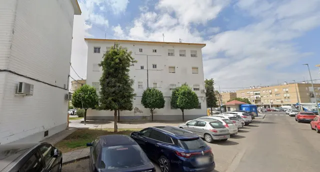 Venta piso en San José de la Rinconada (Sevilla) — 2