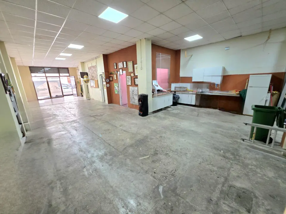LOCAL COMERCIAL EN CASTELLÓN DE LA PLANA