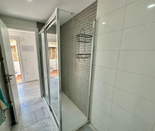 Moderno Apartamento en la Encantadora Cala de Benidorm — 20