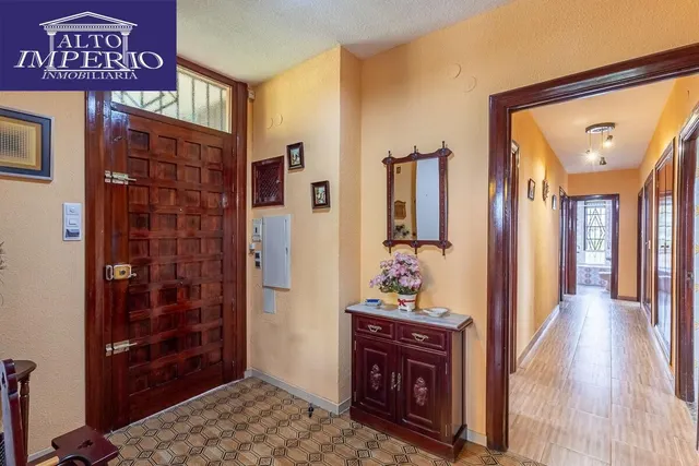 Gran casa con parcela y piscina en Cájar — 25