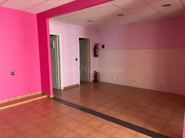 VENTA LOCAL COMERCIAL ZONA CENTRO EN PONFERRADA — 5