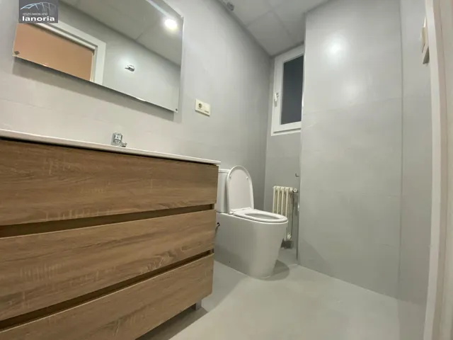 Grupo la Noria Alquila Apartamento de 1 dormitorio con Patio en Paseo de la Feria. — 11