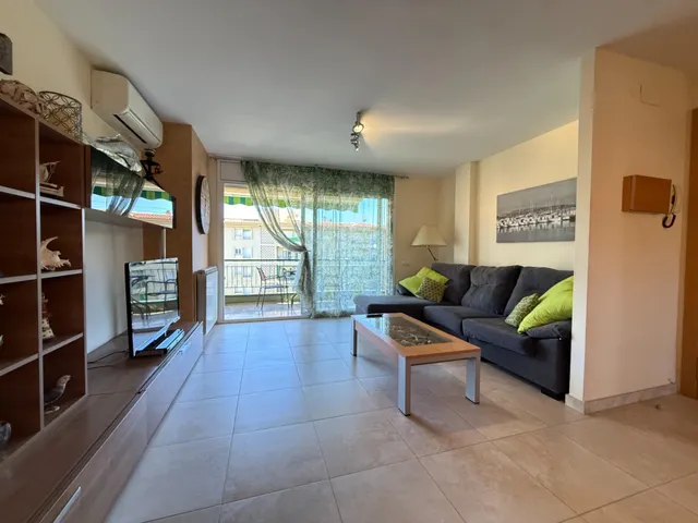 Exclusivo piso con dos terrazas, 3 habitaciones, piscina y maravillosas vistas en playa de aro — 25