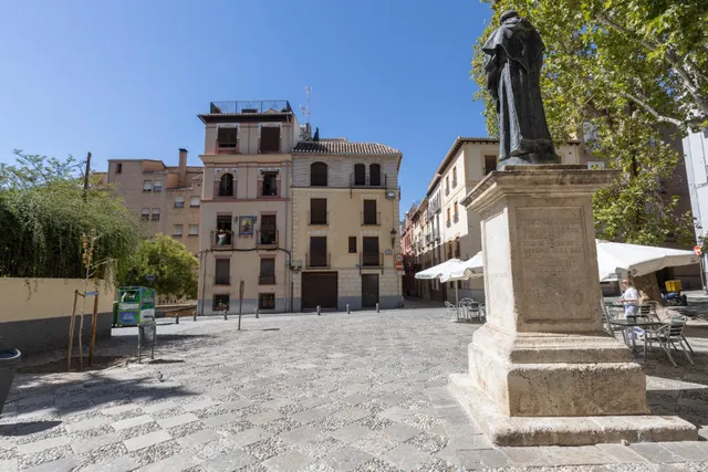 ¡CASA CON ENCANTO Y VISTAS EN PLENA PLAZA DE SANTO DOMINGO... EN EL EMBLEMÁTICO BARRIO DEL REALEJO! — 33