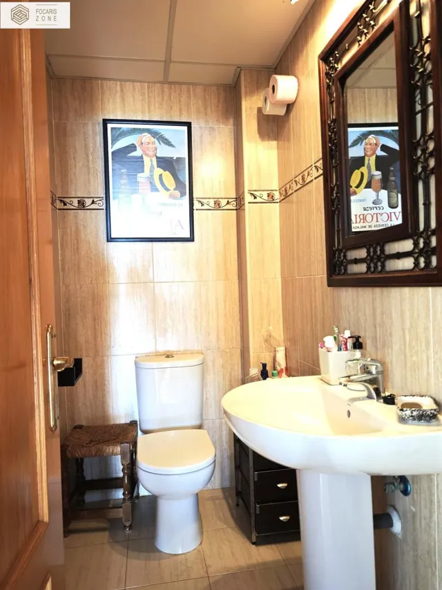 PRECIOSO CHALET PAREADO JUNTO AL MAR — 28