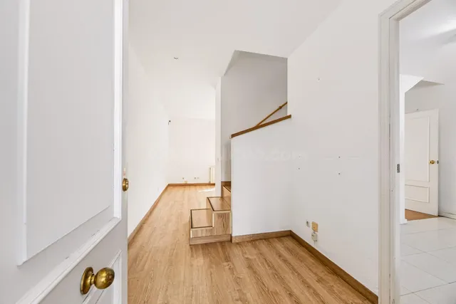 Chalet en pleno centro de Torrelodones, para disfrutar de la comodidad de tenerlo todo cerca sin renunciar al espacio de una vivienda unifamiliar. — 5
