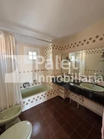 Espectacular casa con piscina y jardín en Vilassar de Dalt — 17