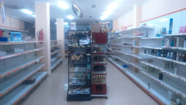LOCAL COMERCIAL CON AIRE ACONDICIONADO - foto 3