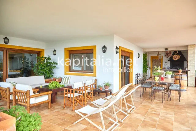 Chalet a la venta en Valencia — 22