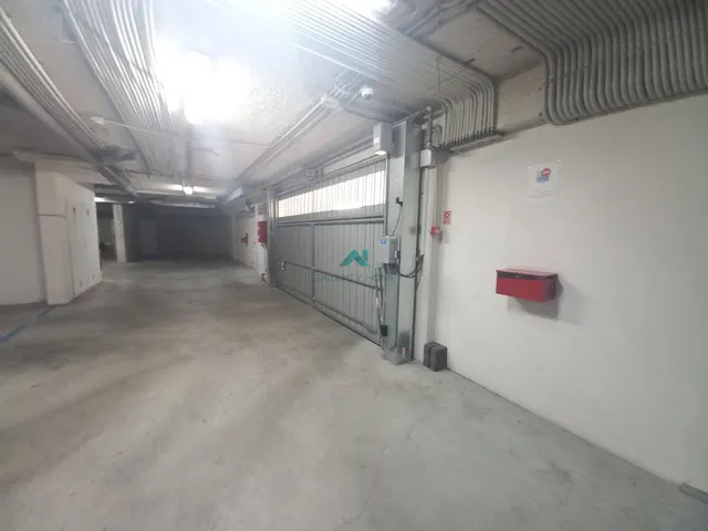 Se vende bajo en Treto — 37