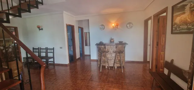 Chalet en Urbanización Monte Cristina — 10