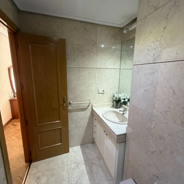 Urbanizacion privada con piscina, 4 dormitorios, 2 baños y posibilidad de adquirir una plaza de garaje doble — 29
