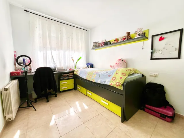 Casa o chalet independiente en venta en Calle Amadeu Vives — 20