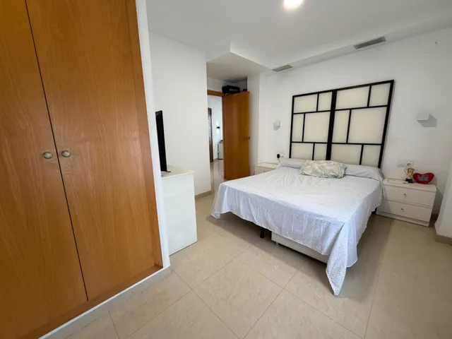 INTERESANTE CHALET EN LA POBLA DE VALLBONA — 20