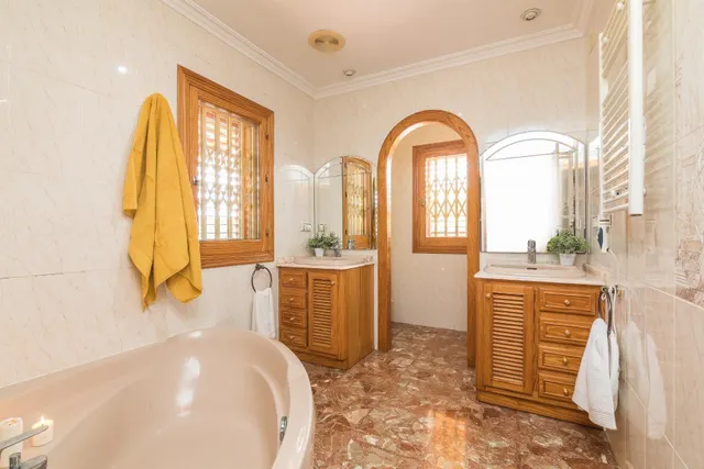 Chalet independiente de lujo en suelo urbanizable — 27
