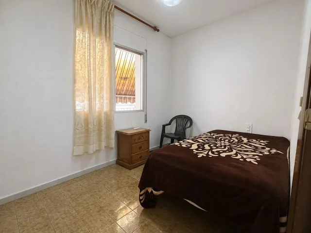Piso de 4 dormitorios y balcón, en Puerto Lumbreras — 15