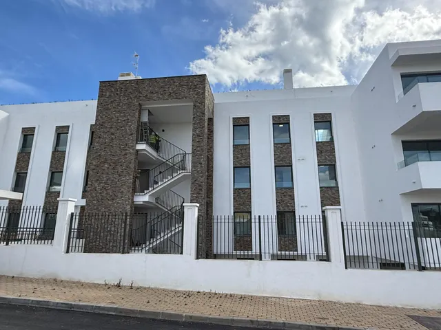 Tres Espectaculares áticos con vistas al mar y piscina privada. — 21