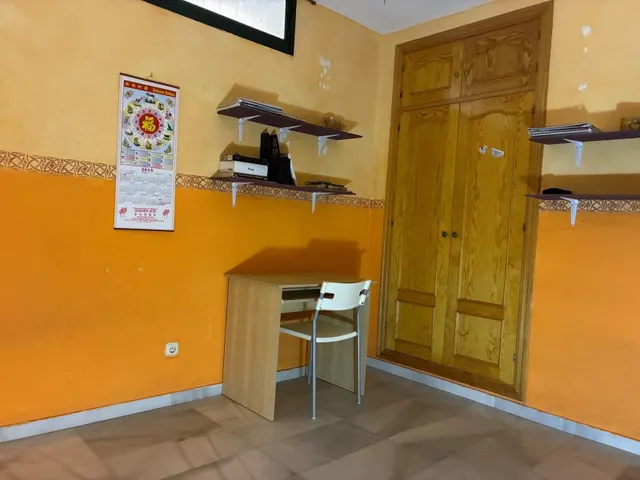 OPORTUNIDAD EN BEL-AIR · BAJO DE 3 DORMITORIOS, 2 BAÑOS, GRAN TERRAZA Y PISCINAS · 2 — 26