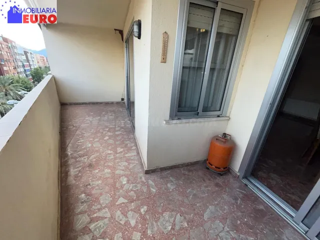 Excepcional piso de 4 habitaciones en venta con garaje y tra - foto 4