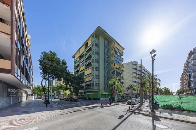 Apartamento 2 habitaciones 81m² en venta - Centro — 36