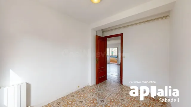 PISO LUMINOSO EN BADIA DEL VALLÈS - foto 3