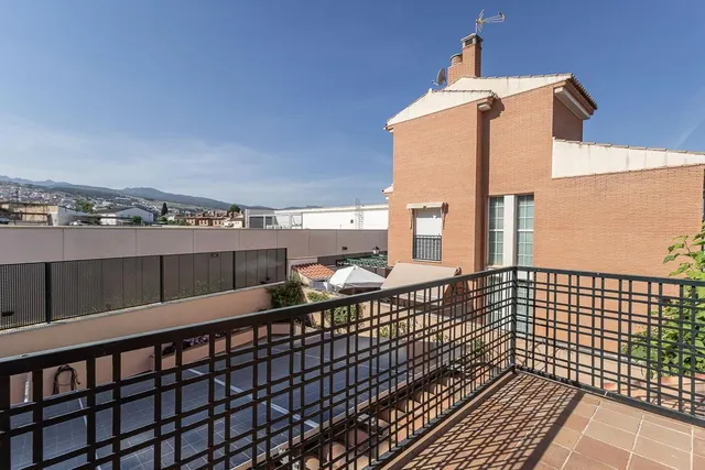 EXCLUSIVO CHALET INDIVIDUAL EN HUÉTOR VEGA — 22