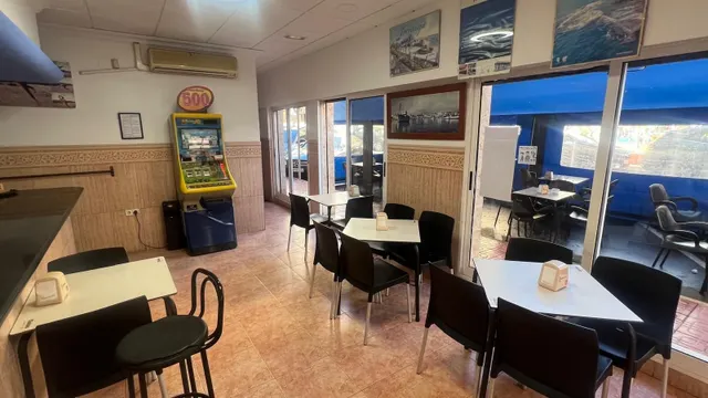 Local comercial 71m² en venta - Estacion de autobuses — 13