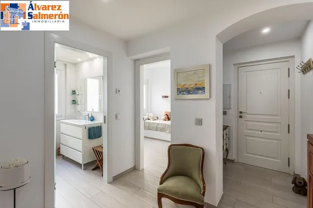 PISO COMPLETAMENTE REFORMADO EN CALLE RECOGIDAS — 31