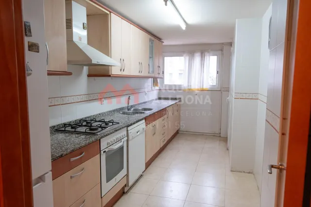 Precioso piso en Capellades con terraza y ascensor — 14