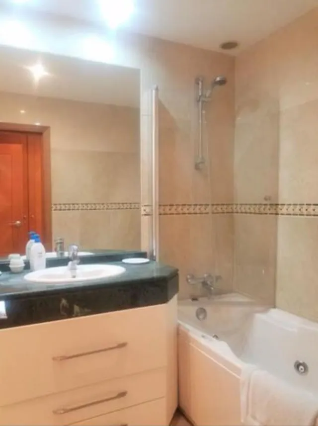 Precioso apartamento junto a la playa de Benalmádena. — 25