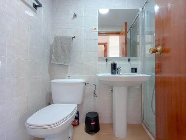 Espléndido apartamento reformado, tipo Loft con 1 dormitorio y terrazas con impresionantes vistas a la laguna rosa (450 m de playa) — 15