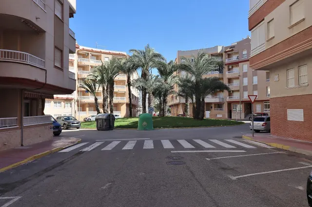 Piso 2 habitaciones 59m² en venta - MERCADONA — 33