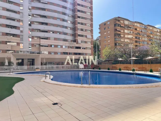 Magnífica vivienda en residencial con completas zonas comunes — 23