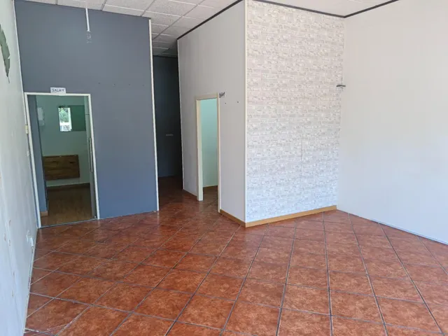 EN EXCLUSIVA LOCAL EN VENTA EN AVENIDA MOLIERE, MALAGA — 8