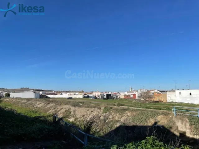 Venta de Terreno en La Palma del Condado - foto 2