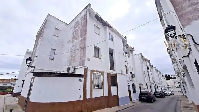 PISO OCUPADO EN SAN ROQUE. OPORTUNIDAD DE INVERSION