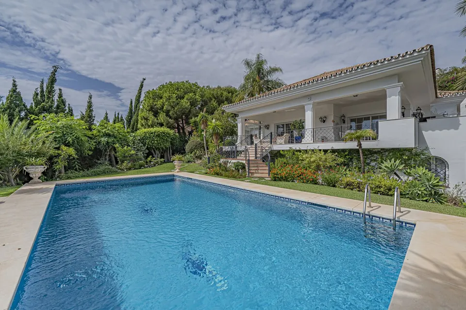 Chalet 4 habitaciones 384m² en venta - Paraiso-Barronal
