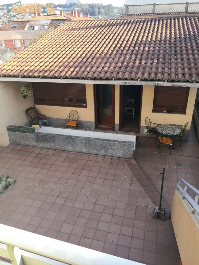 CASA CON TERRAZA Y PISO - foto 4