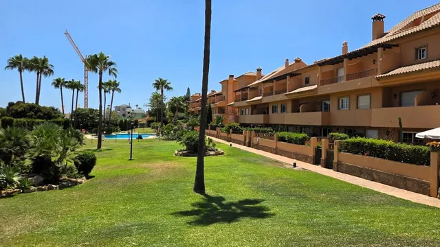 Adosado 4 habitaciones 272m² en venta - Riviera del sol — 28