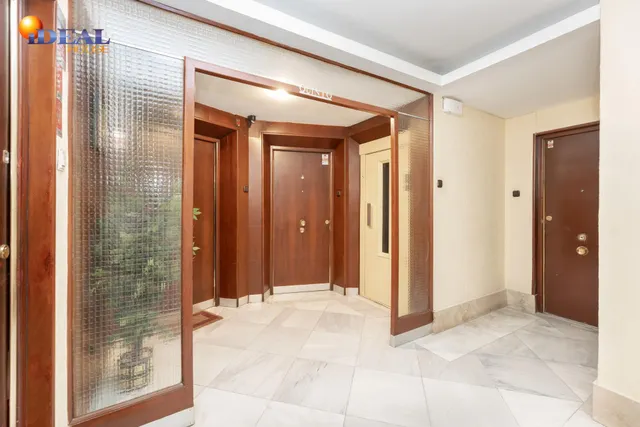 PISO EN PLENO CENTRO JUNTO RECOGIDAS — 22